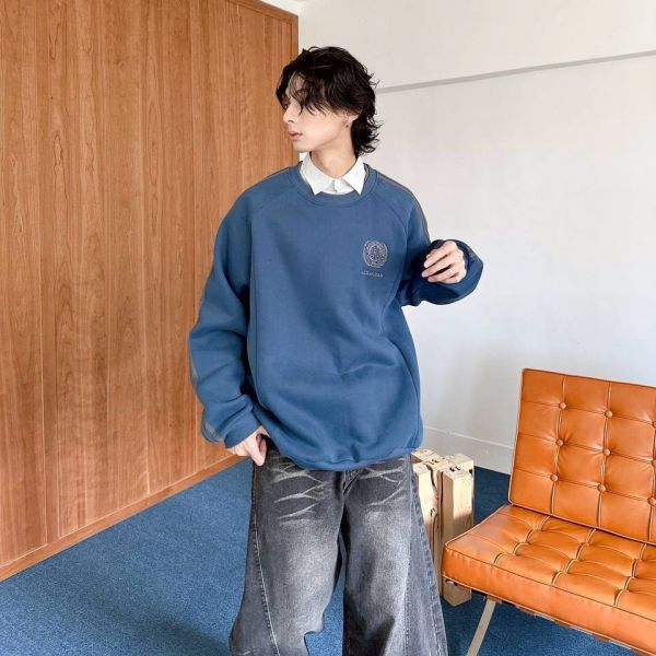 假兩件織帶刺繡刷毛大學Tee 