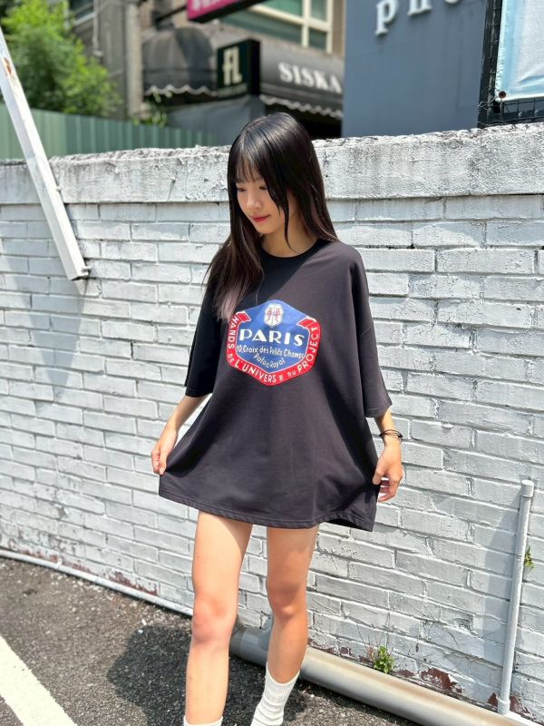 【現貨】PARIS巴黎徽章美式印花Tee 