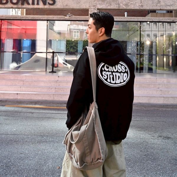 CROSS卡通泡泡字圓標刷毛帽Tee 