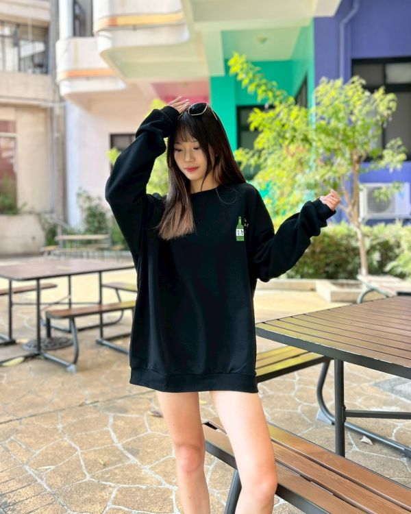 【現貨+預購】韓國酒印花大學Tee 