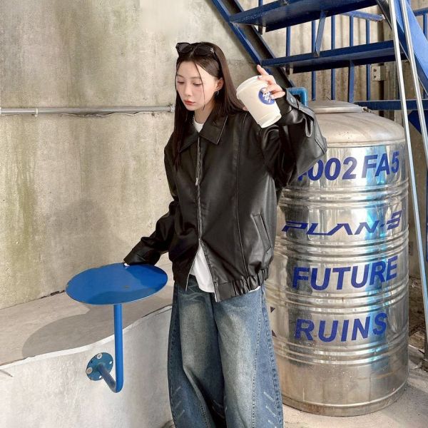 廓形剪裁雙拉鍊皮外套 