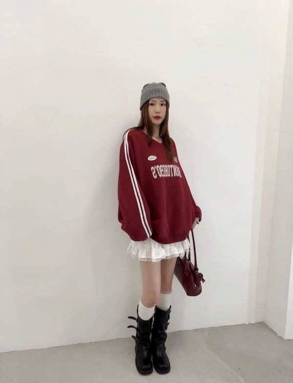 【預購】美式V領英字滾邊大學Tee 