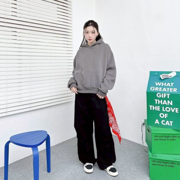 【現貨】短寬素色刷毛帽Tee 