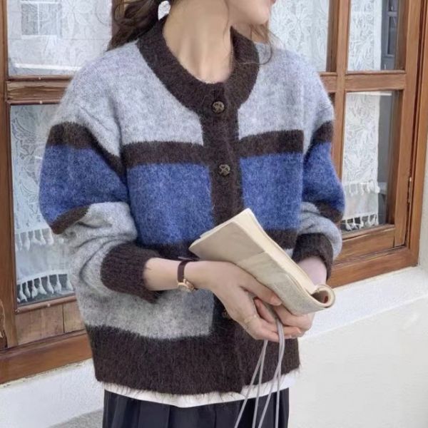 【現貨】拼接撞色開釦毛衣 