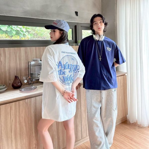 【現貨】發泡字型球形構圖短Tee 