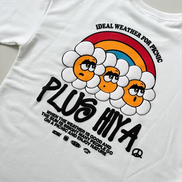 【預購】PLUS HIYA發泡彩虹印花Tee 