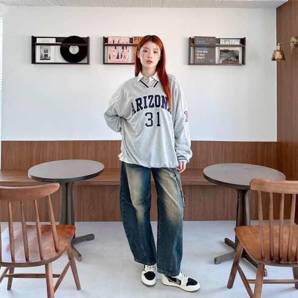 ARIZONA 31美式貼布刺繡大學Tee 