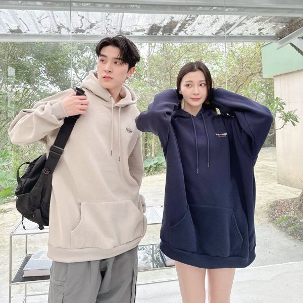 電繡露營七彩線條刷毛帽Tee 