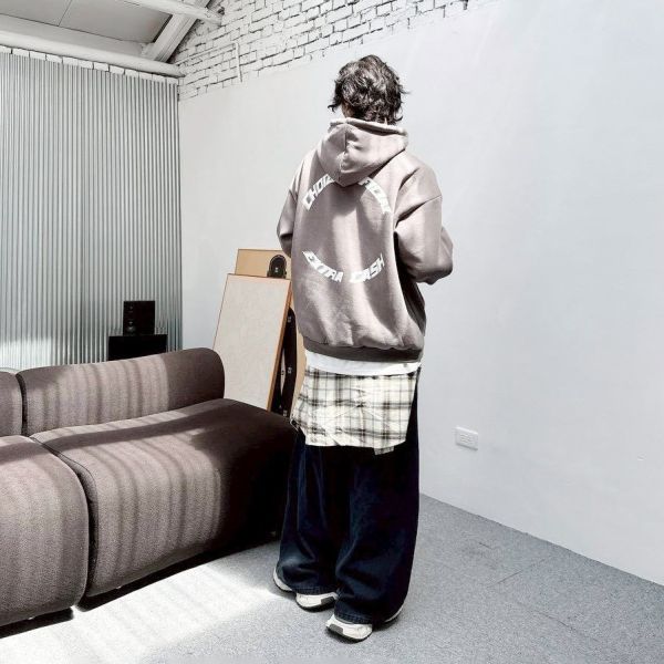 CHOIZE 簍空字印花帽Tee 