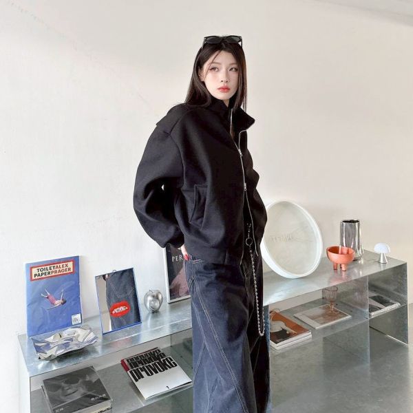 毛呢立領螺紋短版廓型外套 