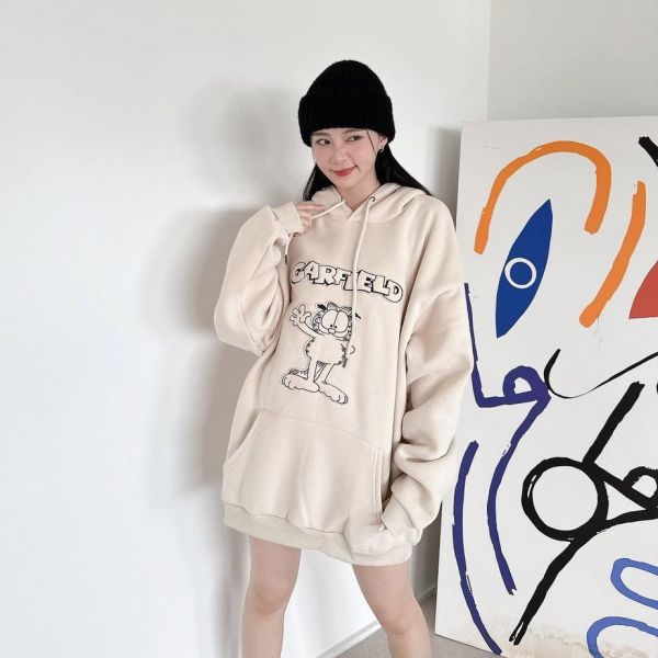 貼布加菲貓刷毛帽Tee 