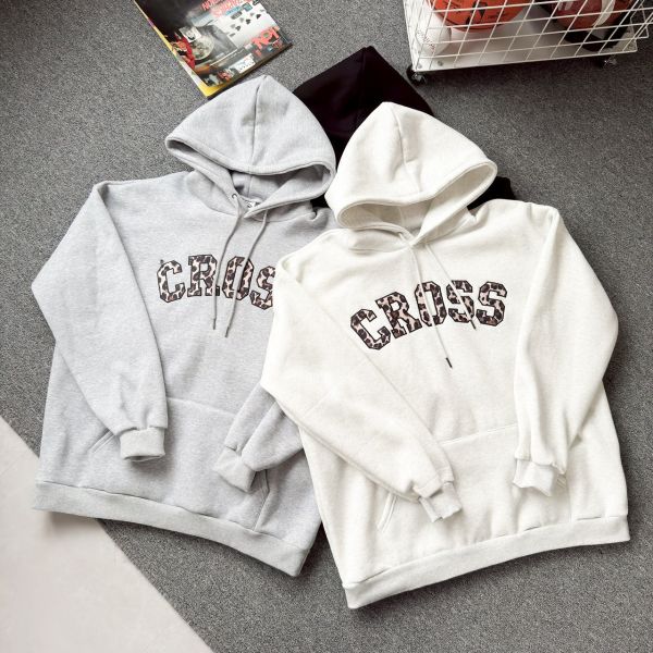 CROSS刺繡豹紋刷毛帽Tee 