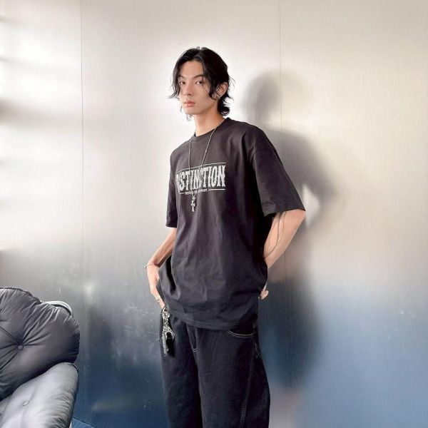 Distinction剝落字體美式印花短Tee 