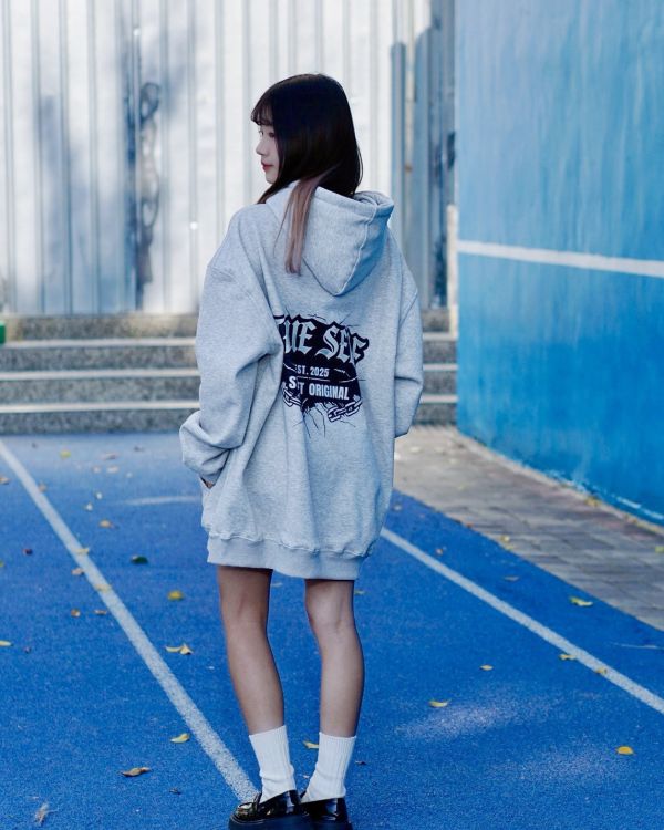 現貨【牛奶暖絨】STREET美式歌德鎖鏈牛奶絨帽Tee 