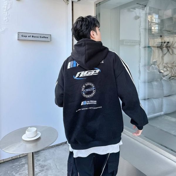 nGP斑駁感字體雙線刷毛帽Tee 