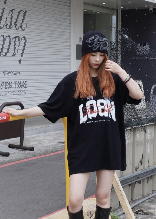 【現貨】LOBN迷霧環繞短Tee 