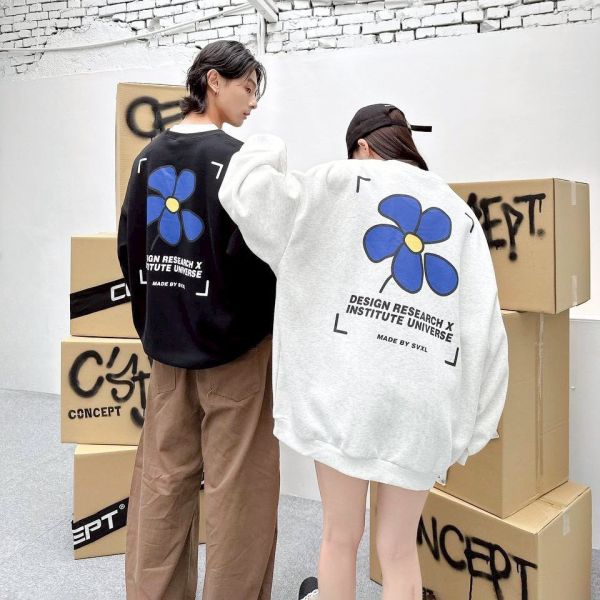 刺繡對焦框花朵大學Tee 