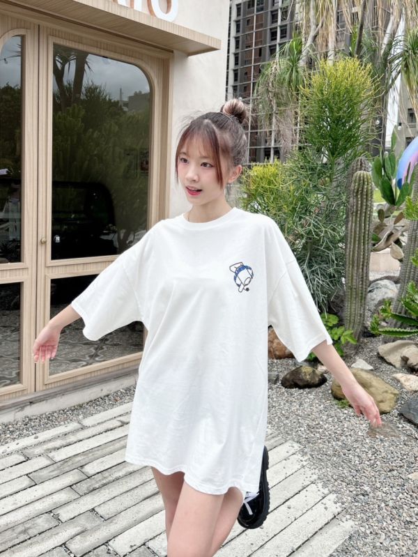 吹風機狗狗插畫印花Tee 