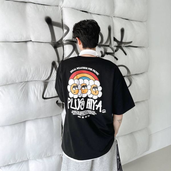 【預購】PLUS HIYA發泡彩虹印花Tee 