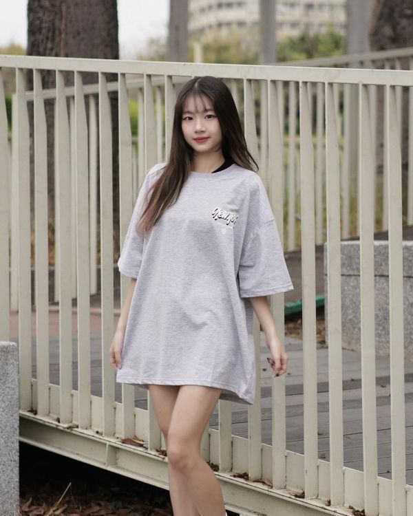 【現貨】newyork 立體陰影字短Tee 