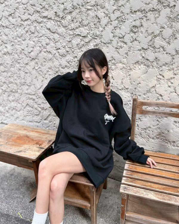 【現貨+預購】New York立體陰影字刷毛大學Tee 