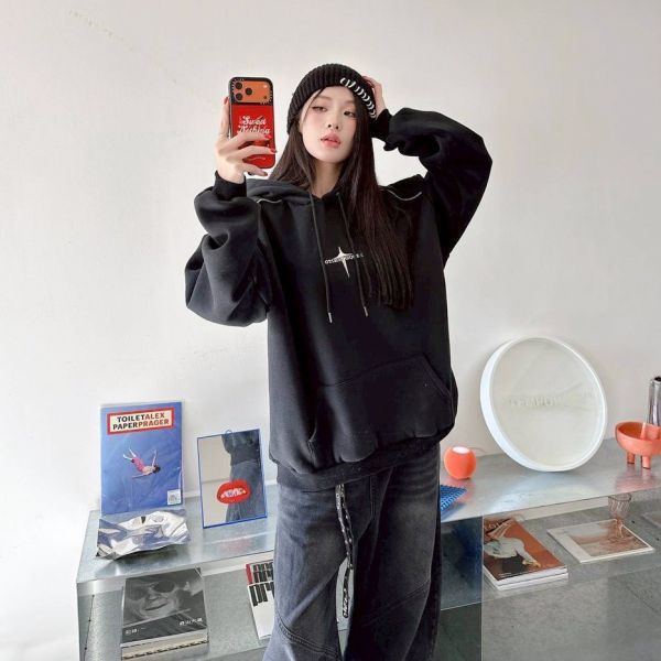 星芒立體別針刷毛帽Tee 