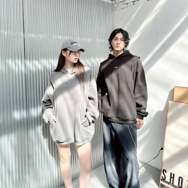 金屬感解構剪裁刷毛帽Tee 