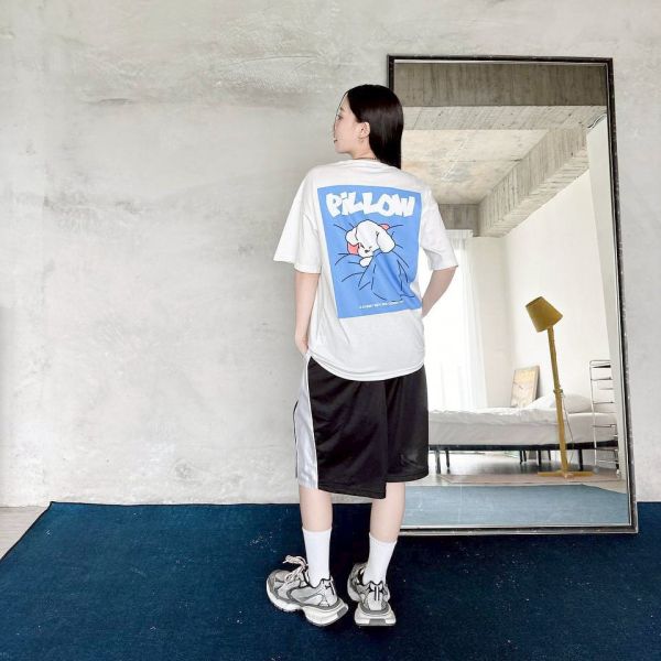 【現貨】PiLLOW 睡覺狗狗印花Tee 