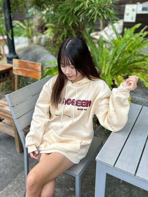 【現貨】STAGREEN英字刷毛帽Tee 