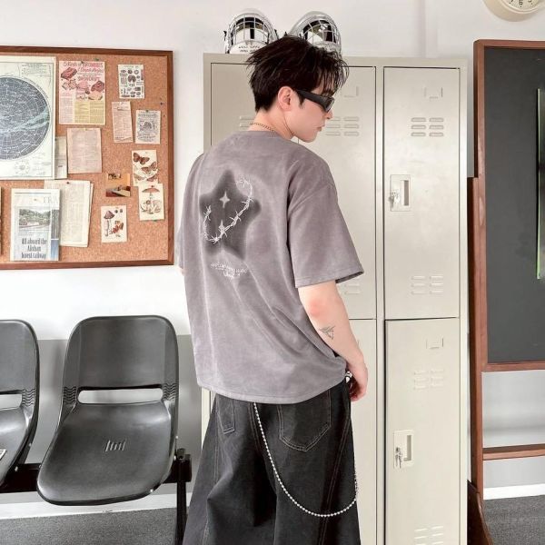 【現貨】荊棘五角星刺繡麂皮短Tee 