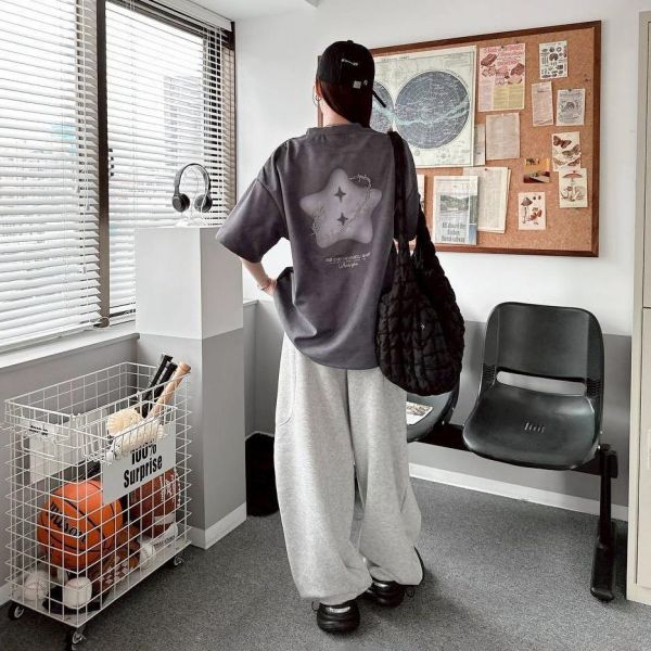 【現貨】荊棘五角星刺繡麂皮短Tee 