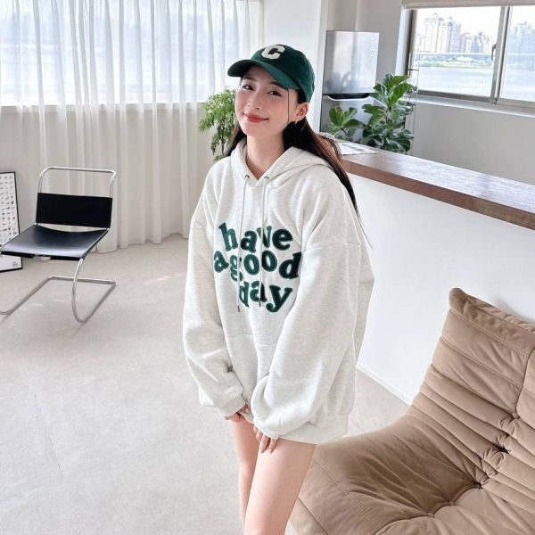 【現貨】have a good day刺繡刷毛帽Tee 