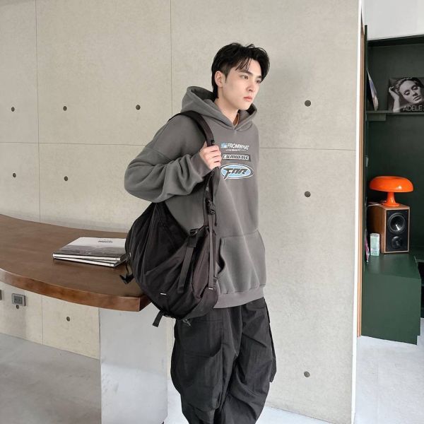 FROMWHAT斑駁感刷毛帽Tee 