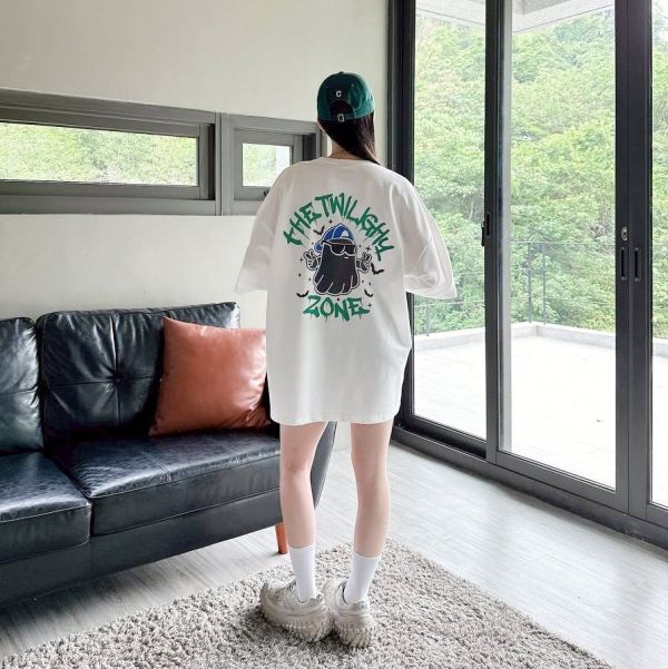 【現貨】反光炫彩墨鏡幽靈Tee 