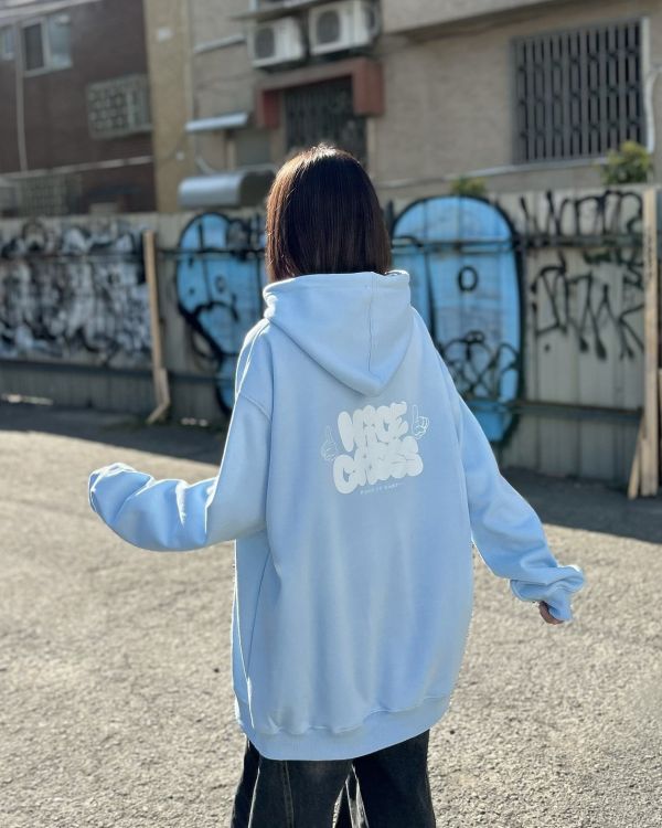 現貨【牛奶暖絨】泡泡英字手指牛奶絨帽Tee 