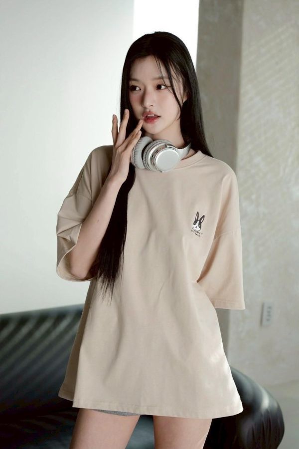 【現貨】兔子環繞印花短Tee 