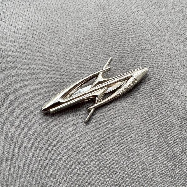 金屬感解構剪裁刷毛帽Tee 