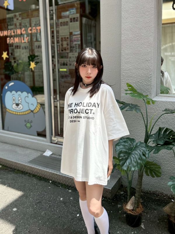 【現貨】THE HOLIDAY假日計畫字母Tee 