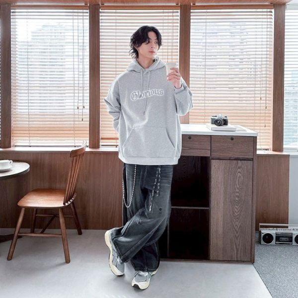 哥德字噴漆印花刷毛帽Tee 