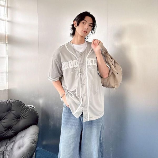 Brooklyn美式刺繡棒球罩衫 