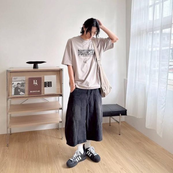 Distinction剝落字體美式印花短Tee 