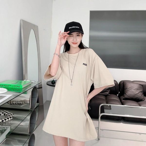 【現貨】超Q滿版貓咪貼圖短Tee 