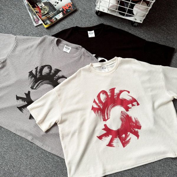 【現貨】VOICE旋轉殘影印花短Tee 