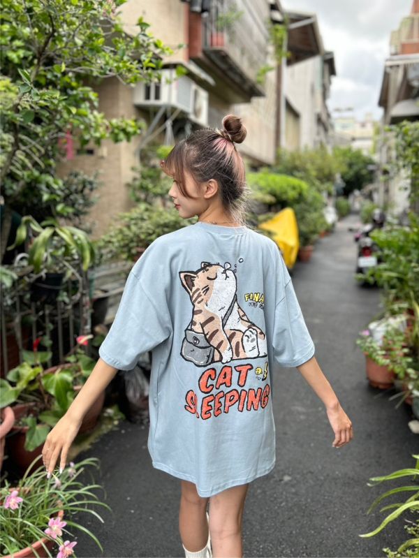 【現貨】CAT SLEEPING瞌睡貓塗鴉Tee 