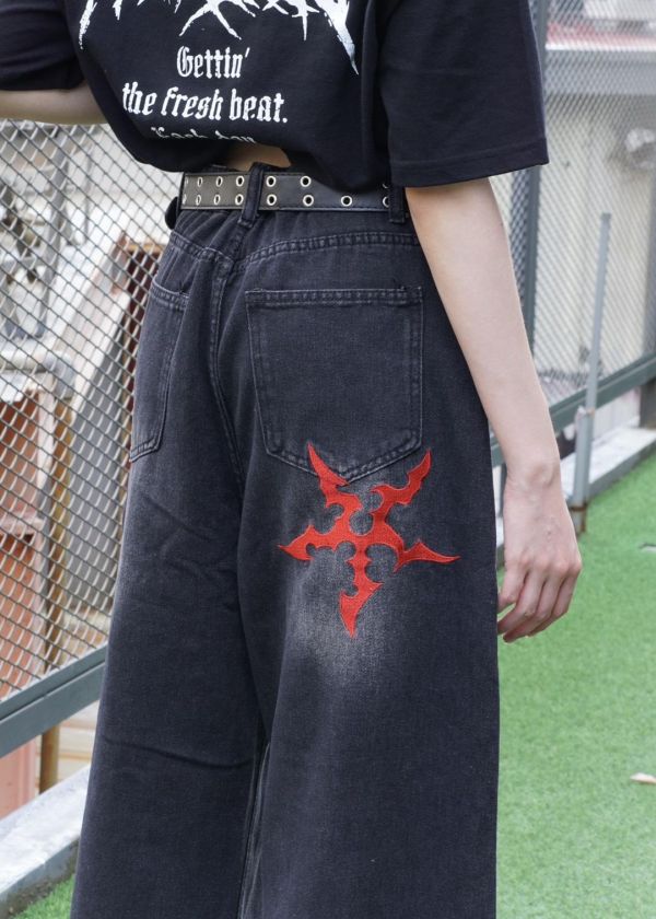 【現貨】赤焰刺繡圖騰牛仔褲 