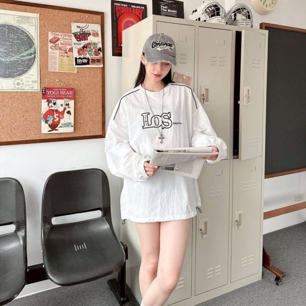 【現貨】LOS Angeles撞色滾線束口風衣 