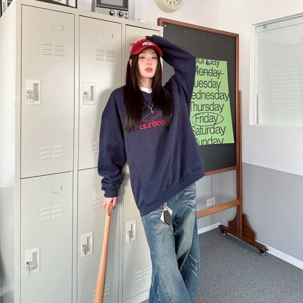 aurocean美式刺繡刷毛大學Tee 