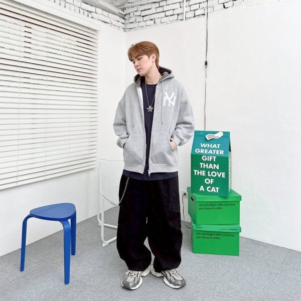 NY貼布雙拉鍊連帽外套 