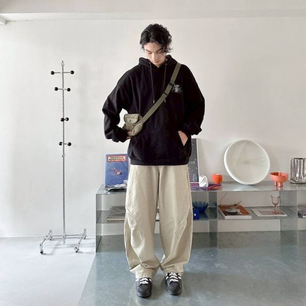 CAT WASH貓咪簍空字刷毛帽Tee 