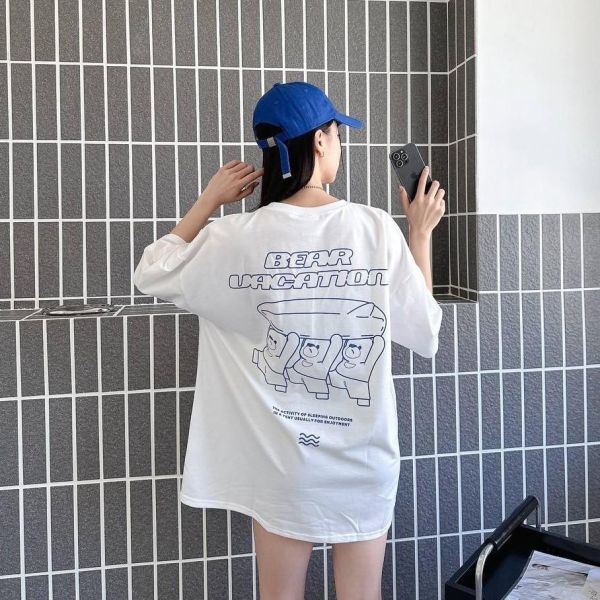 BEAR VACATION鏤空字體小熊短Tee 